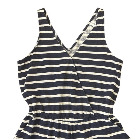Old Navy Cropped Wide Leg Sleeveless Navy Striped Knit Jumpsuit Medium Tall - Picture 10 of 14